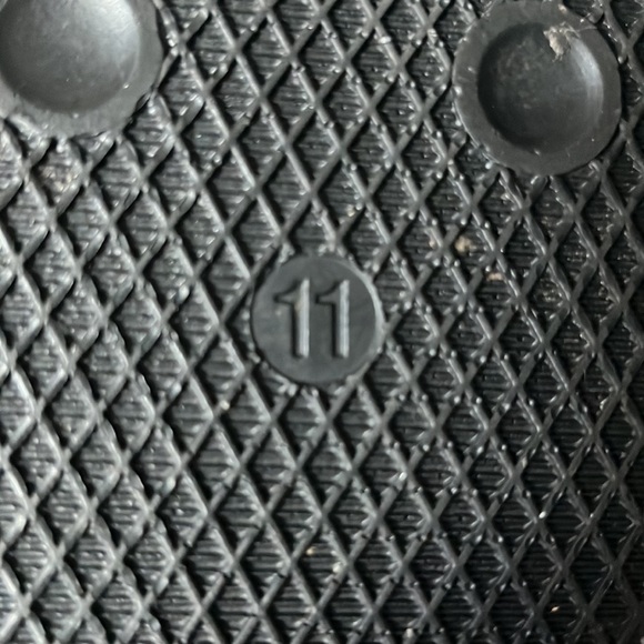 Y3 slides, sz 11, made in Italy, like new - Picture 6 of 6